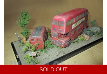 Scrapyard Scene No. 8 - Hand-made Vintage Midland Red Bus Diorama in 1/76 Scale